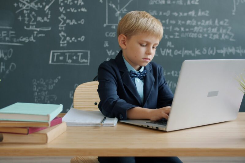 5 Crucial Questions to Ask About Classroom Technology